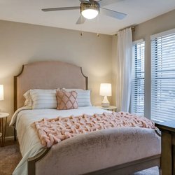 bedroom at The Monroe located in Tallahassee, FL